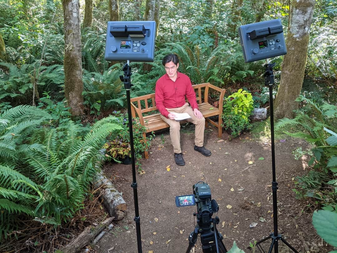 Behind the scenes of the Intermediate Cozy Grammar Course, in the woods on a memorial bench to talk about language and life.